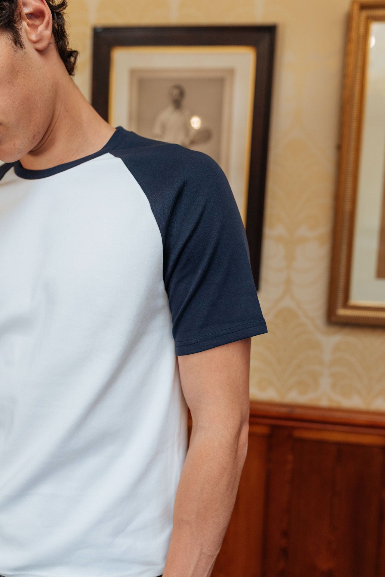 Brando Raglan T-Shirt, White/Navy – 33mm